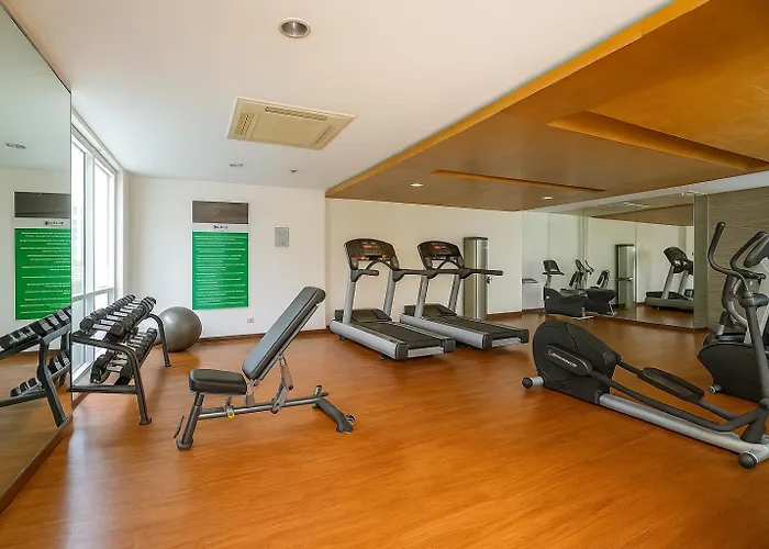 Modern Cosy In Makati - The Linear Apartment